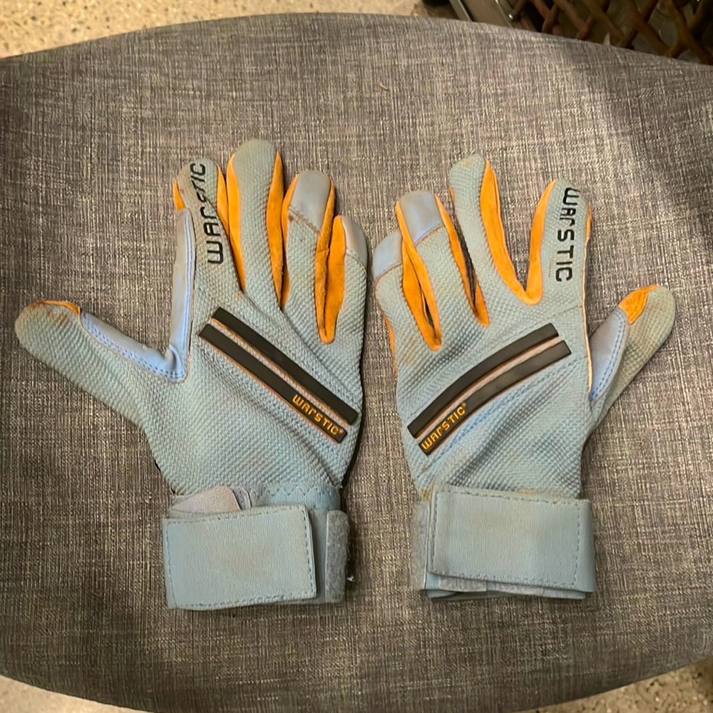 Size adult small baseball batting gloves